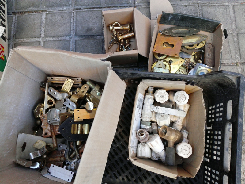 material ferreteria griferia electricidad consultar modelos y cantidades